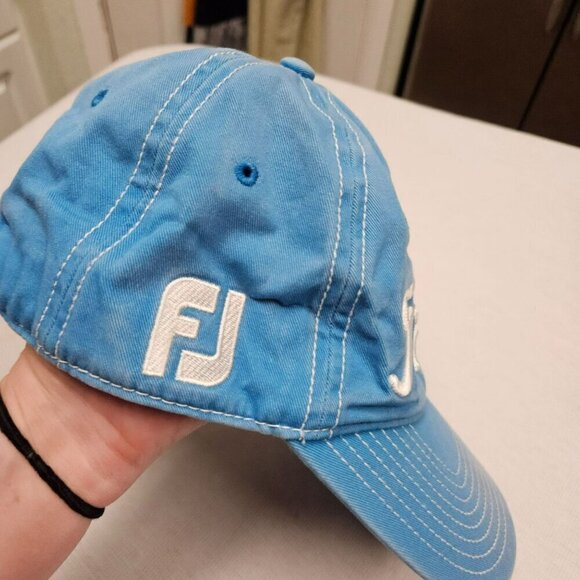 Titleist Women's Light Blue FootJoy FJ Pro V1‎ Golf Hat Distressed Faded Look - Picture 2 of 13